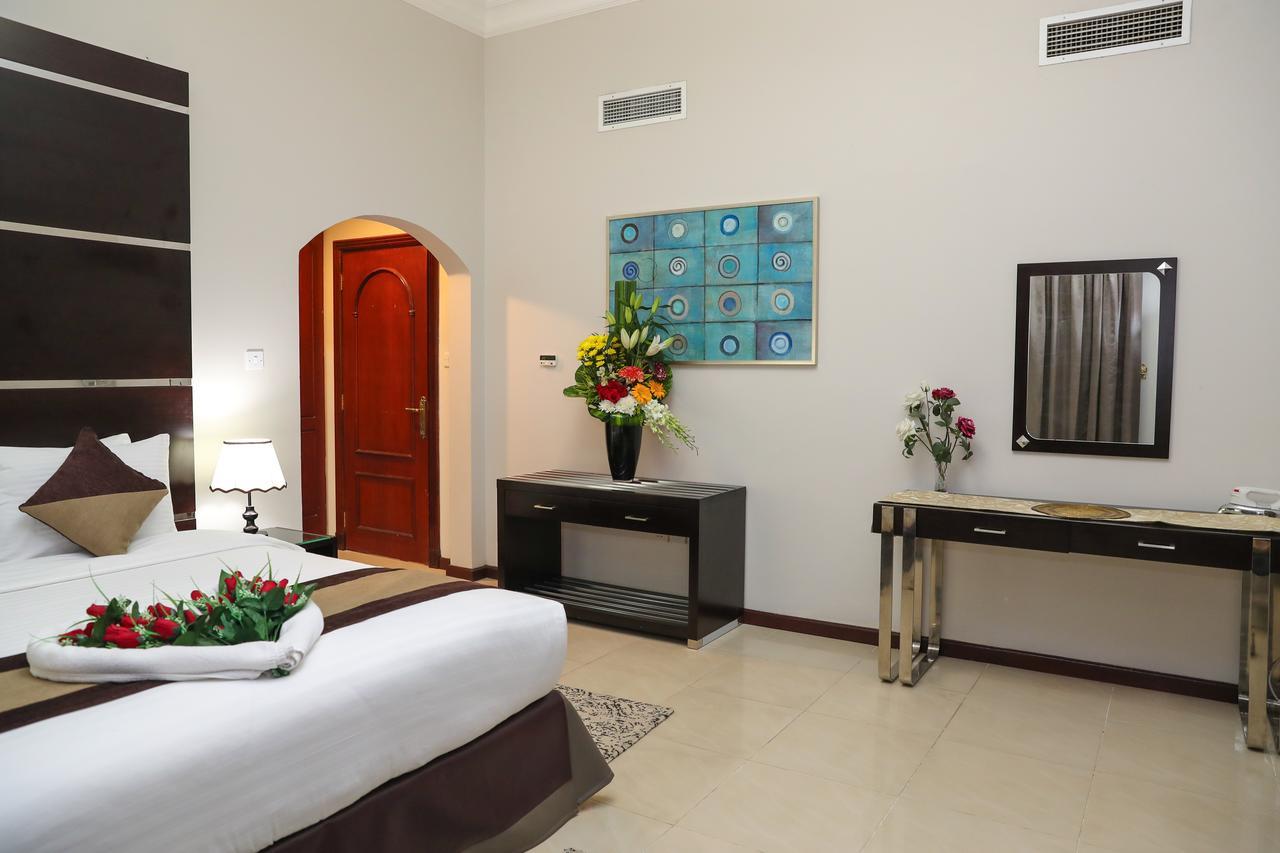 Ruru Tower Aparthotel Manama Exterior foto