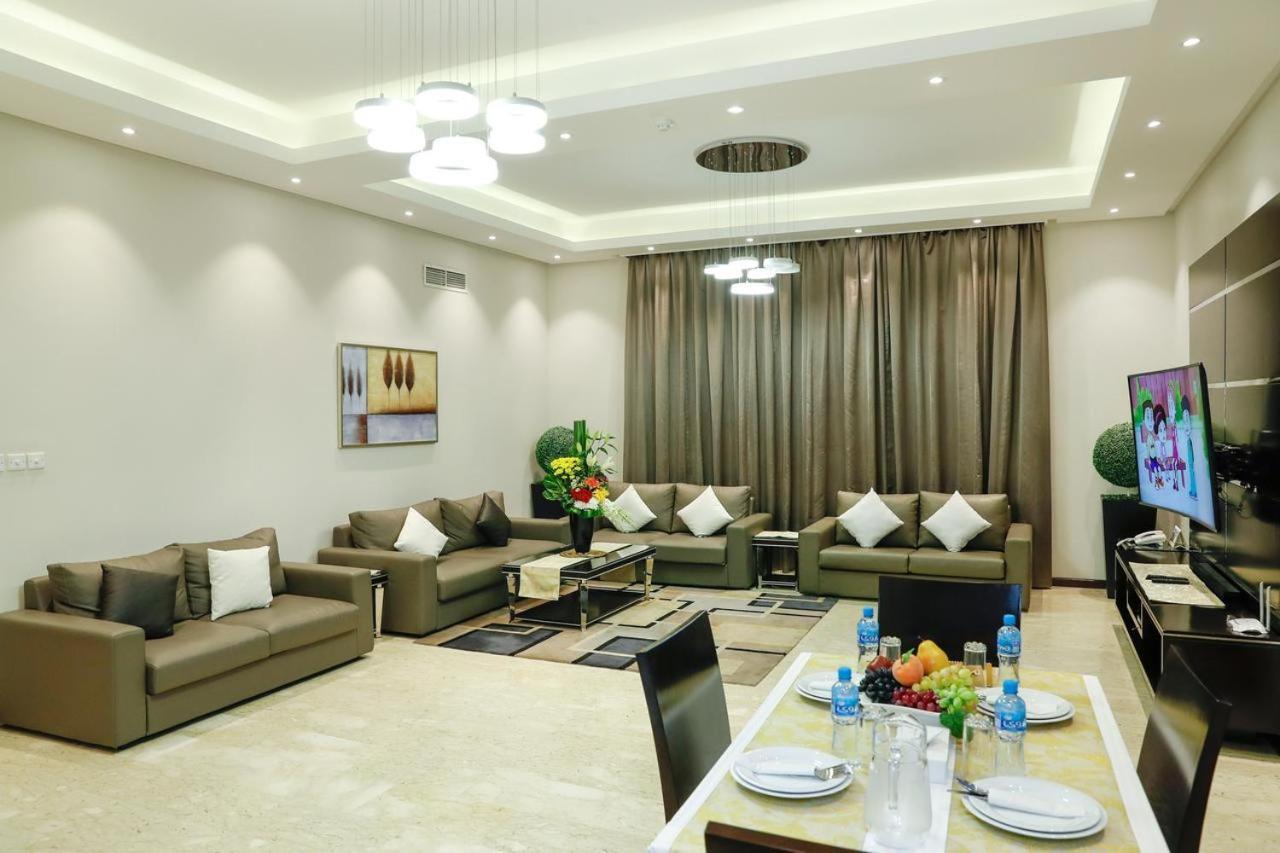 Ruru Tower Aparthotel Manama Exterior foto